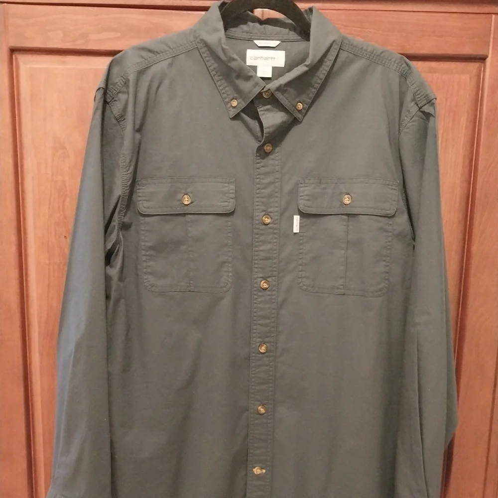 Carhartt work shirt - Picture 2 of 5